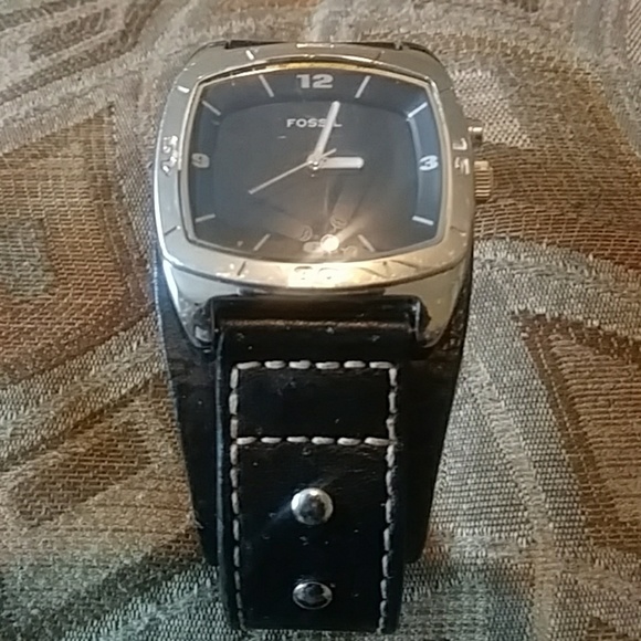 Watch - Picture 5 of 5